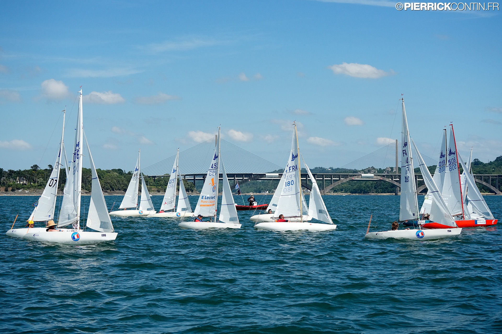 Lire la suite à propos de l’article Les Championnats de France Handivalide Solitaire et Paravoile ouvrent l’édition 2024.